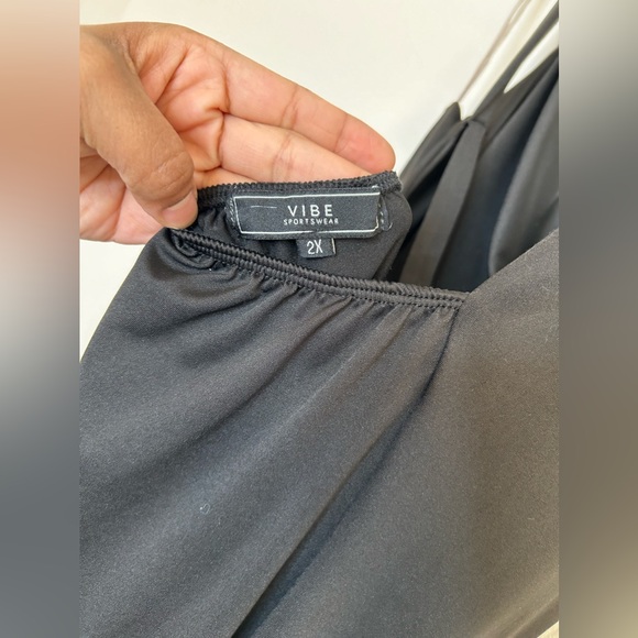 NWOT- Vibes Sports Wear Dress- All Black- - Picture 4 of 4